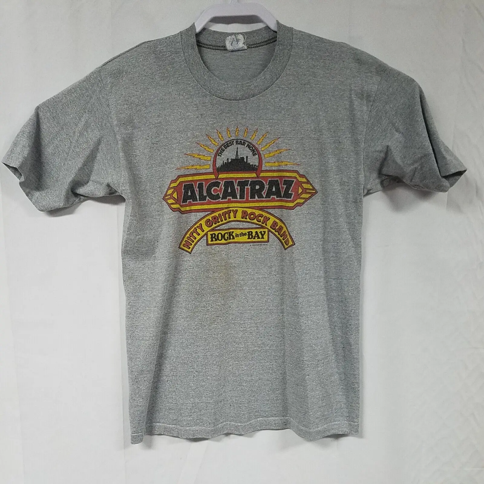 vtg Alcatraz Nitty Gritty Rock Band in the Bay Prison Tour T Shirt Grey