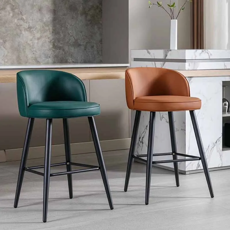 Рисунок 5 - Роскошные стулья для кафе с акцентом