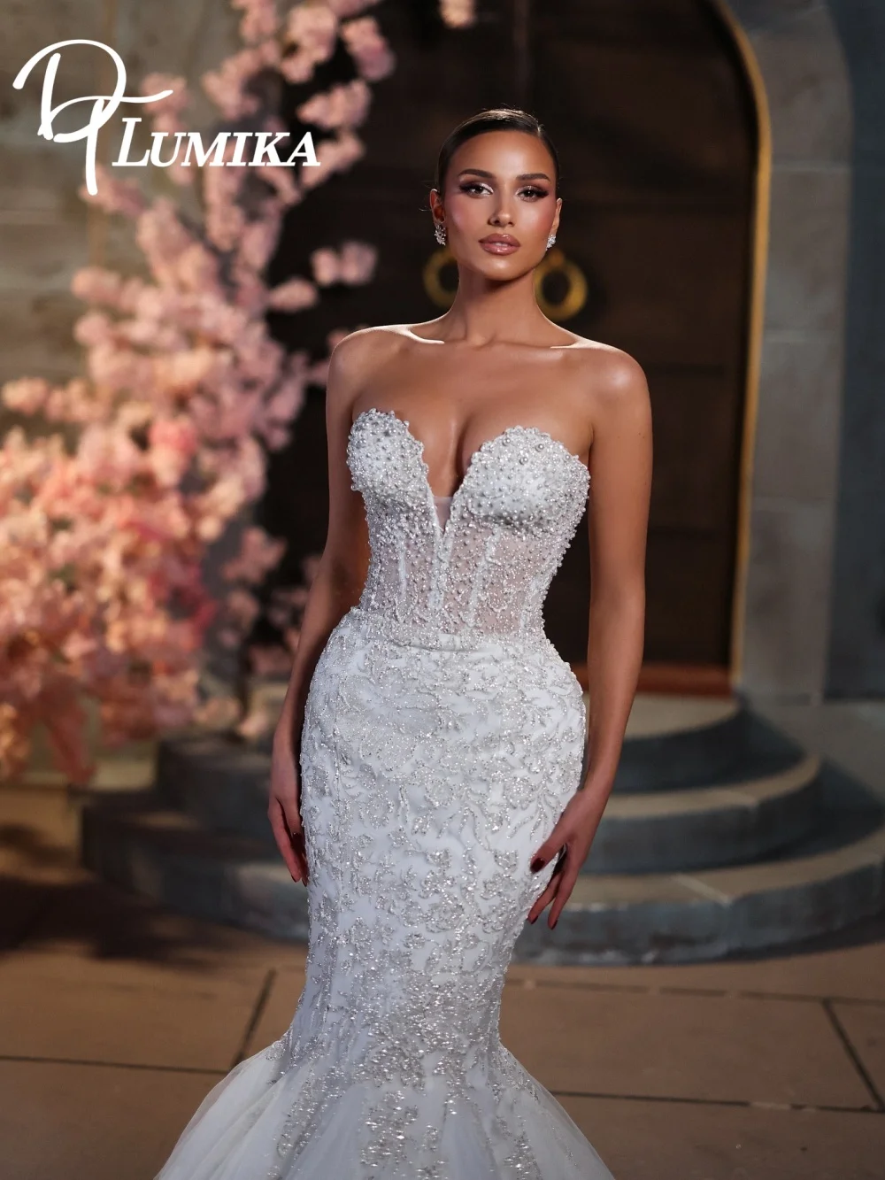 

Sparkling Strapless Beaded Mermaid Wedding Dress 2026 Dazzling Crystal Bridal Dress Dreamy Tulle Bridal Gown Vestidos De Novia