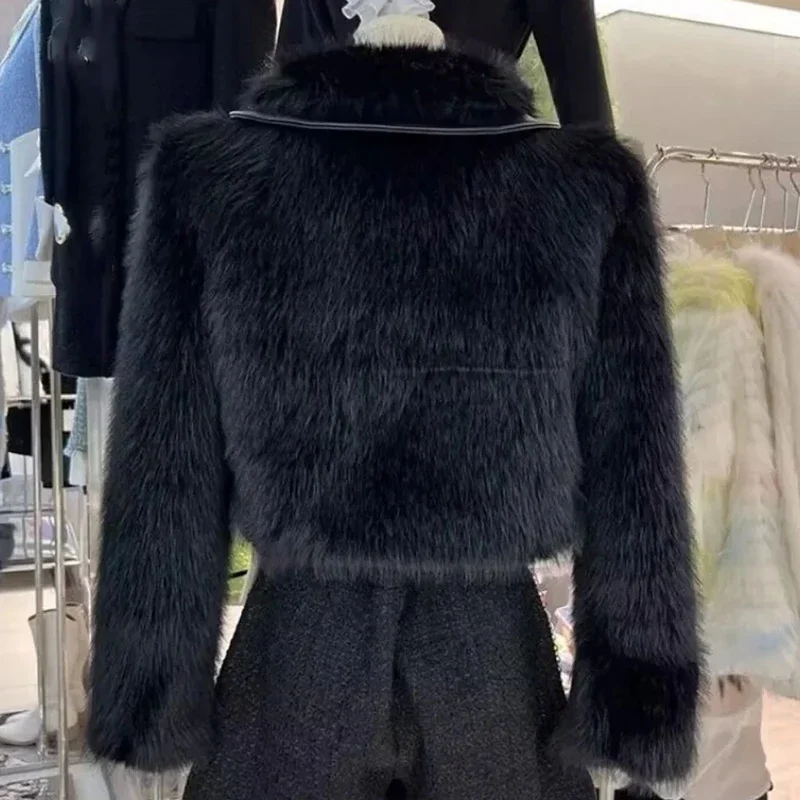 معطف شتوي جديد للفتيات معطف قصير رائع موضة كل مباراة سترات مرقعة من الفرو المنفوش ملابس علوية غير رسمية عالية الشارع
