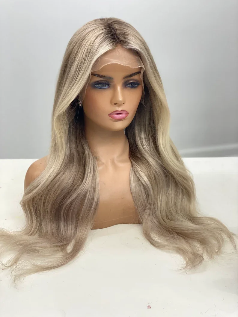 

Soft Highlight Blond Body Wave Hair 150 density and 13×4 100%human hair wig lace front wig, with baby hair pre plucked and f