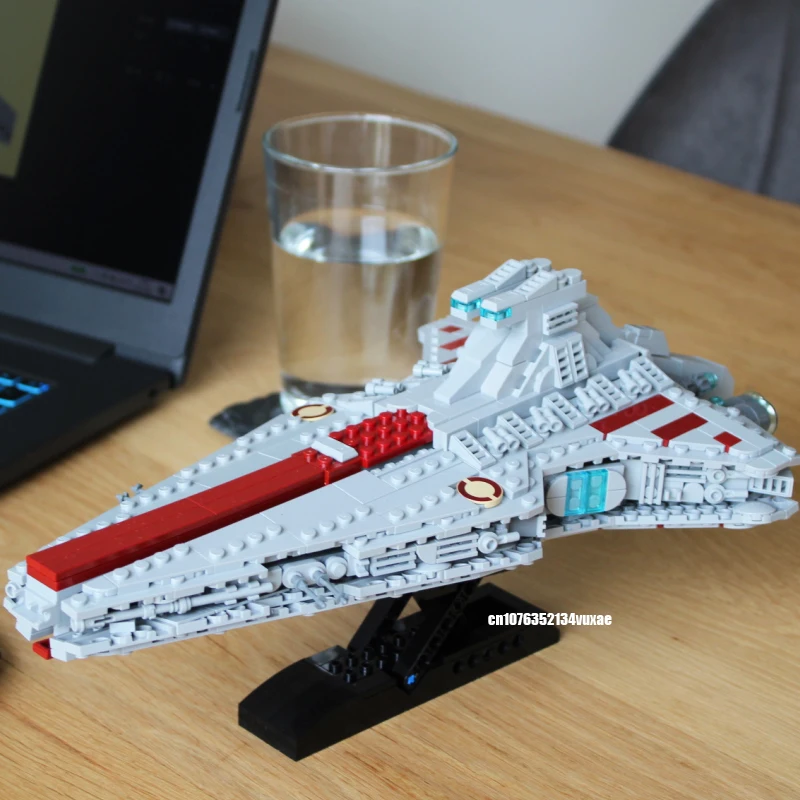 

НОВЫЙ 908 шт., знаменитый звездный фильм MOC, класс Венатора, Республика, крейсер, модель «сделай сам», креативные идеи, детские игрушки, подарочные блоки на день рождения