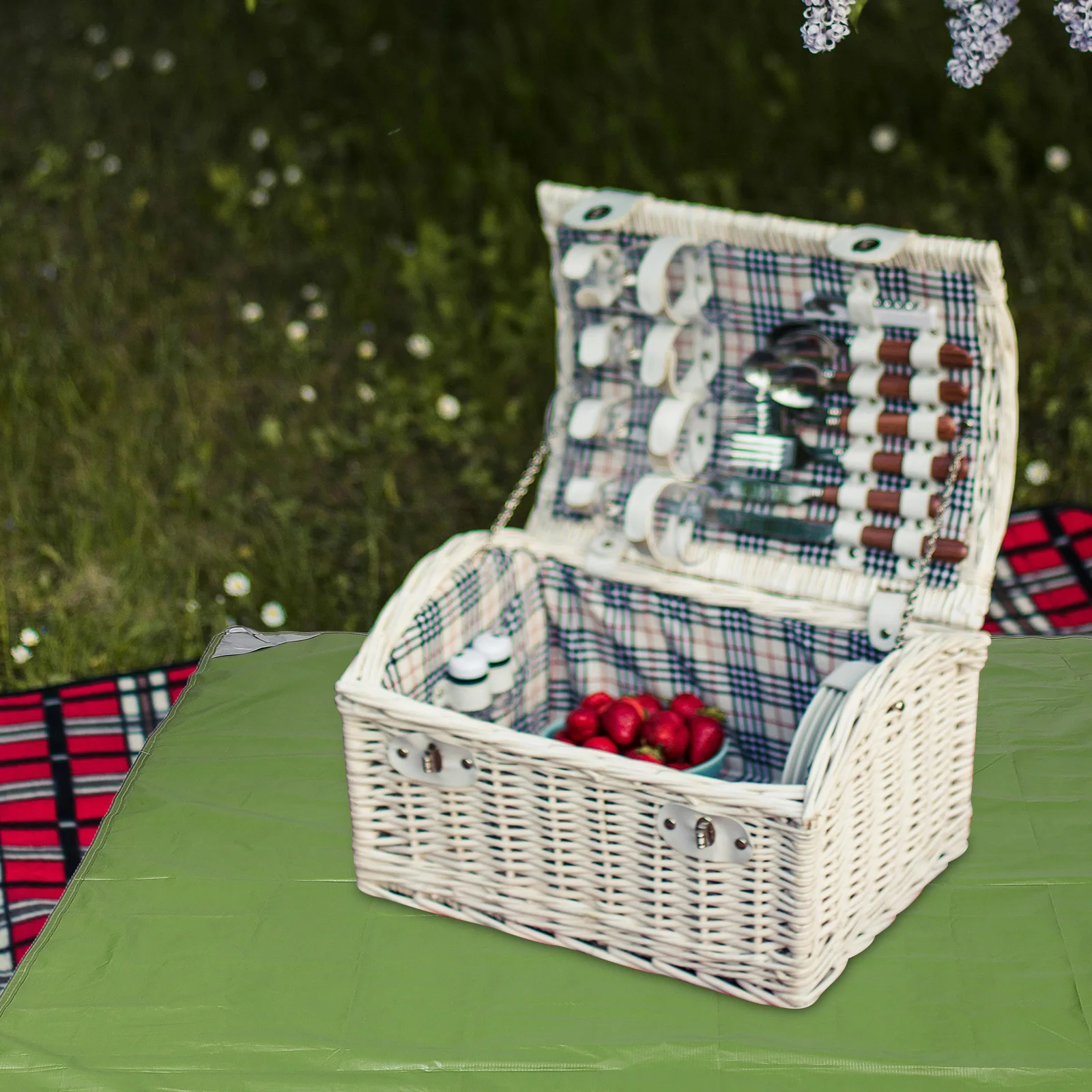 

Outdoor Waterproof Picnic Blanket Portable 200x150cm Sandproof Foldable Camping Mat Large Beach Travel Rug Lawn Park Accessories