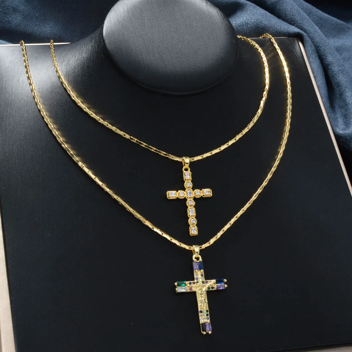 

Vintage Copper Cross Necklace Unique Design Lightweight Comfortable Chain Gift for Everyday Wear Gift Idea
