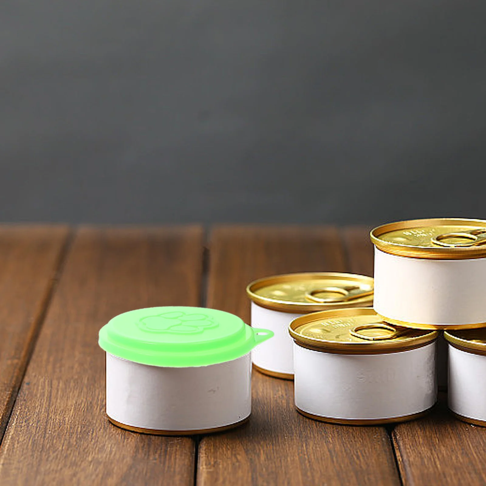 

6PCS Silicone Pet Can Covers Double-layer Cartoon Universal Dog Cat Tin Lids Reusable Storage (Random Color)