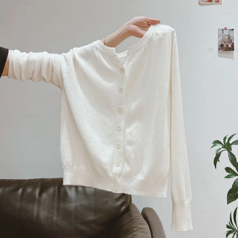 

Knitted Sweater Women Cardigans Fashion White Black Knit Sweater Cardigan Women Tops Long Sleeve O-Neck Sueters De Mujer Q3615