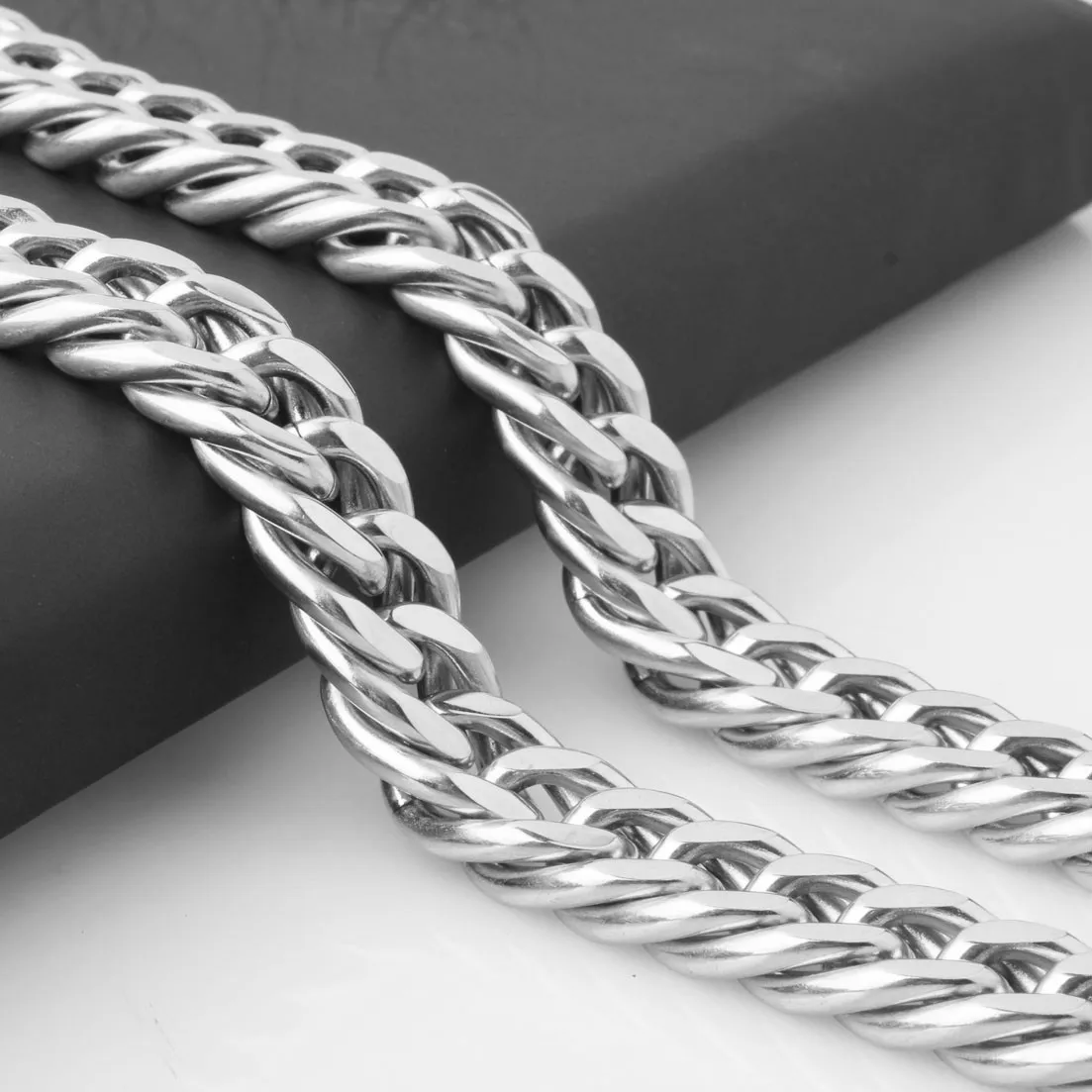 8/10/12/14/16/18mm Heavy Polished Silver Color Men\'s Chain 316L Stainless Steel Cuban Link Necklace Fashion Jewelry Gift