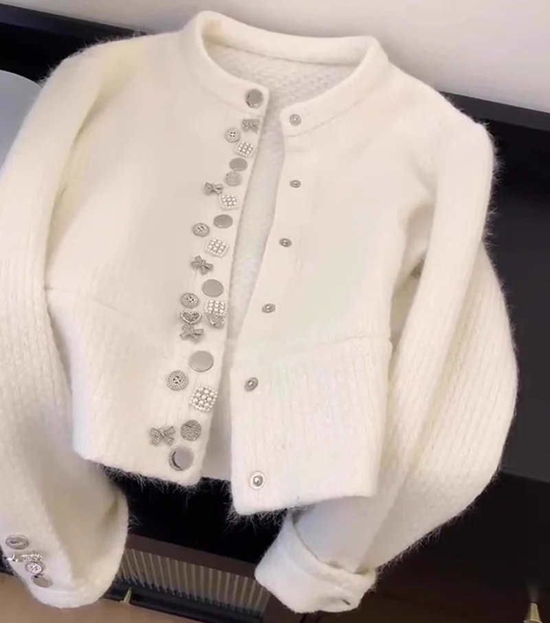 White Sweater Coats Women Spring Autumn New O-Neck Beading Single Breasted Knitted Cardigans Fashion Elegant Long Sleeves Tops
