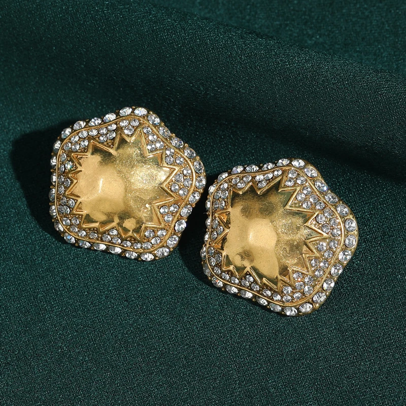 

Retro Antique Gold Plated Pentagram Natural Earrings Stud Stones Vintage Unique Design Female Music Festival Jewelry Accessories