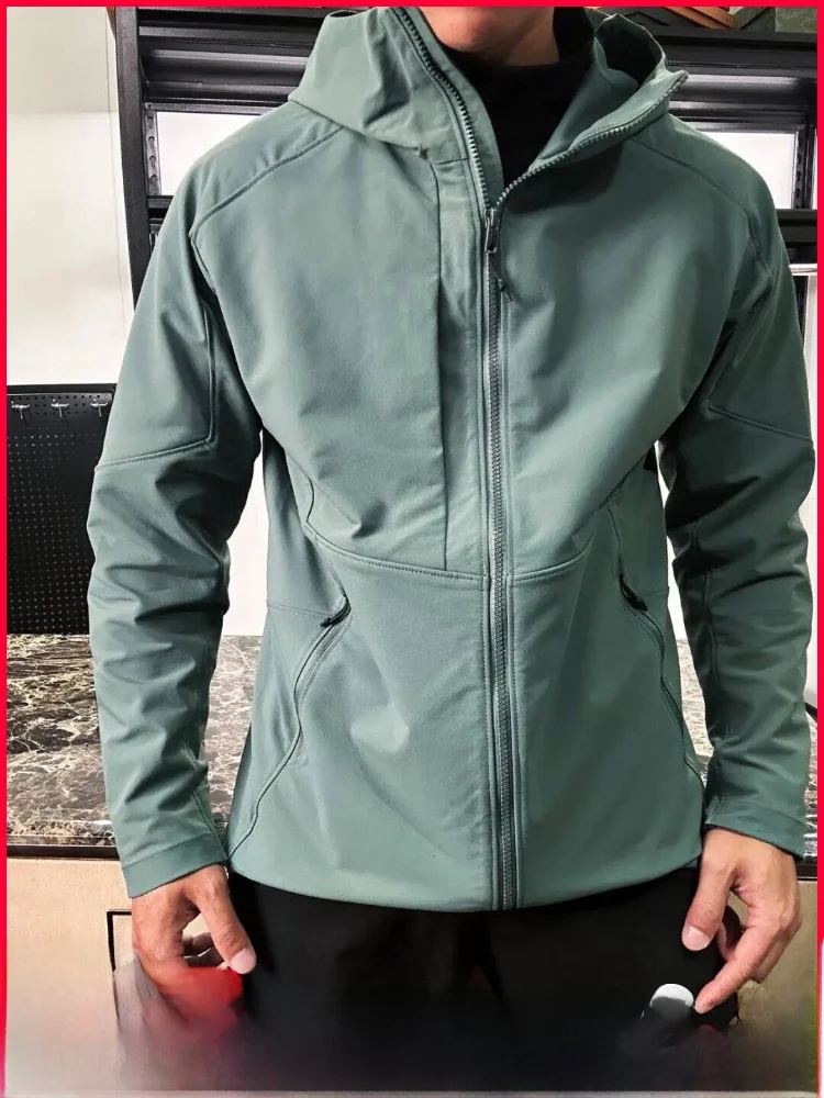 

Мужская легкая дышащая ветрозащитная водоотталкивающая куртка-софтшелл с капюшоном для активного отдыха, весенний сезон, повседневный стиль, стандартный крой
