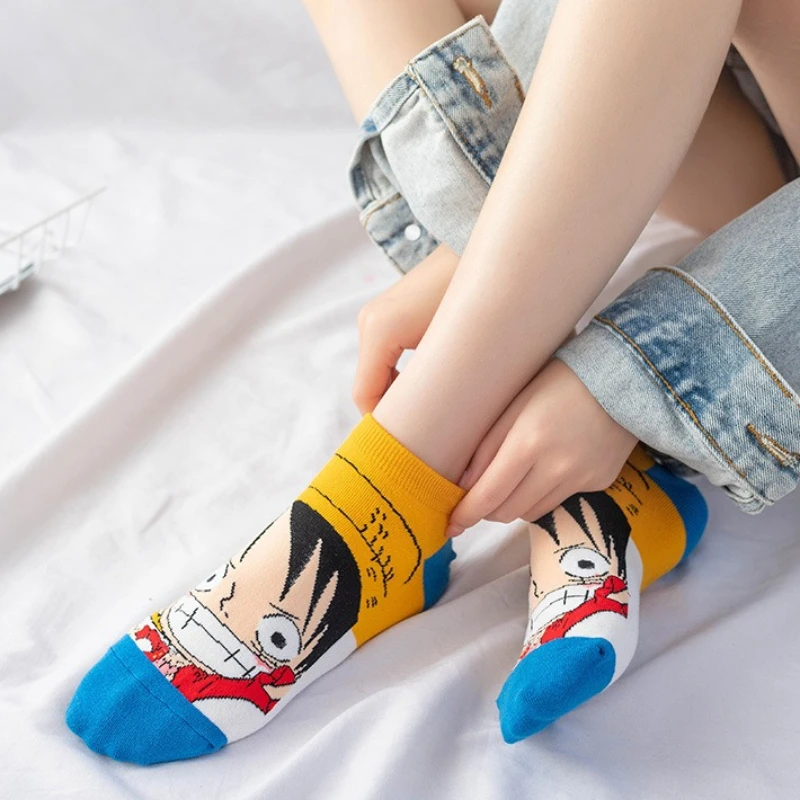 

Hot Anime One Piece Series Fashion Socks Cartoon Role Luffy Tony Tony Chopper Creative Printing Spring and Summer Casual Socks