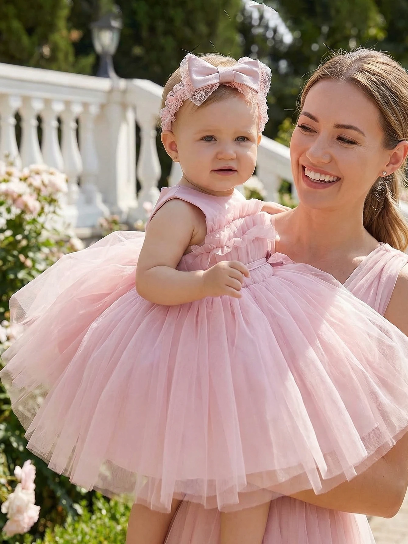 

Pink Floral Baby Dress for Girls Elegant Tulle Design with Matching Hairband,Birthday Party,Family Outings,Vacation Wear