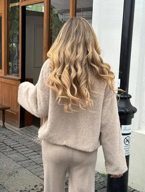 

Women's Fashion Cardigan 2025 Autumn/winter Latest Hot Selling New Casual Simple Y2K Unique Plush Long Sleeve Solid Color Coat