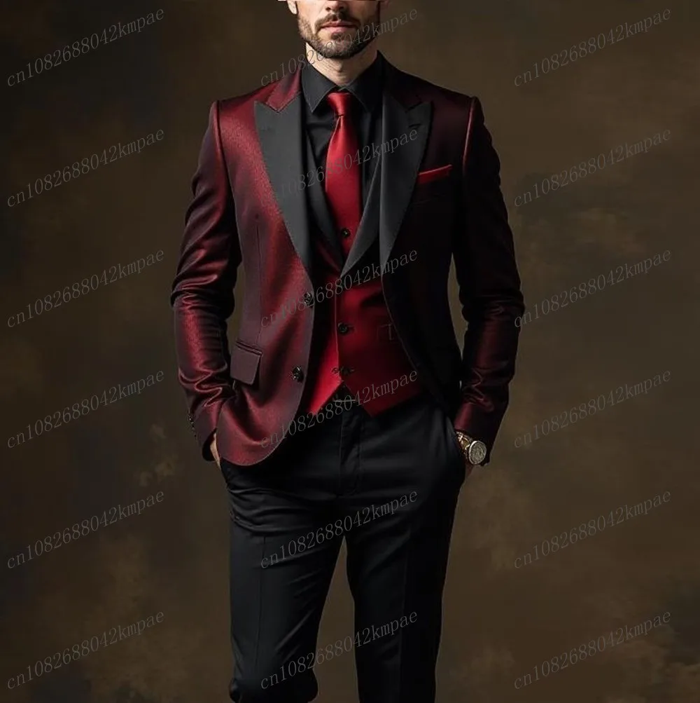 

Новый бордовый и черный мужской костюм для торжественных мероприятий, свадеб, выпускных, деловых встреч, 3 предмета: пиджак, жилет, брюки