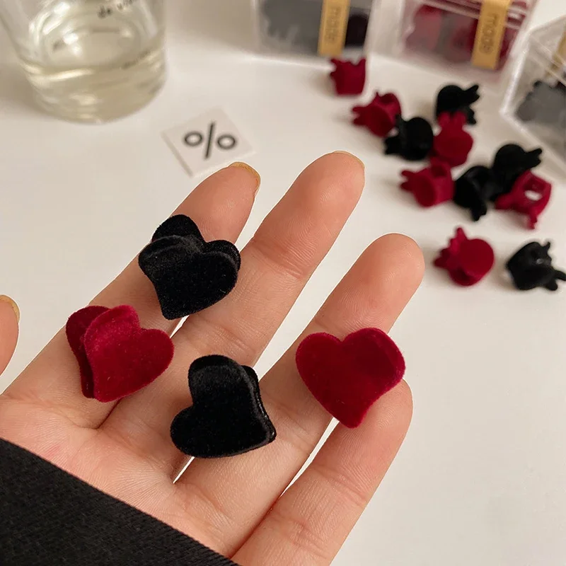 Black Red Heart Flower Matte Small Hair Claws Mini Velvet Girls Clips Kids Hair Accessories Styling Hairpins Tool Women