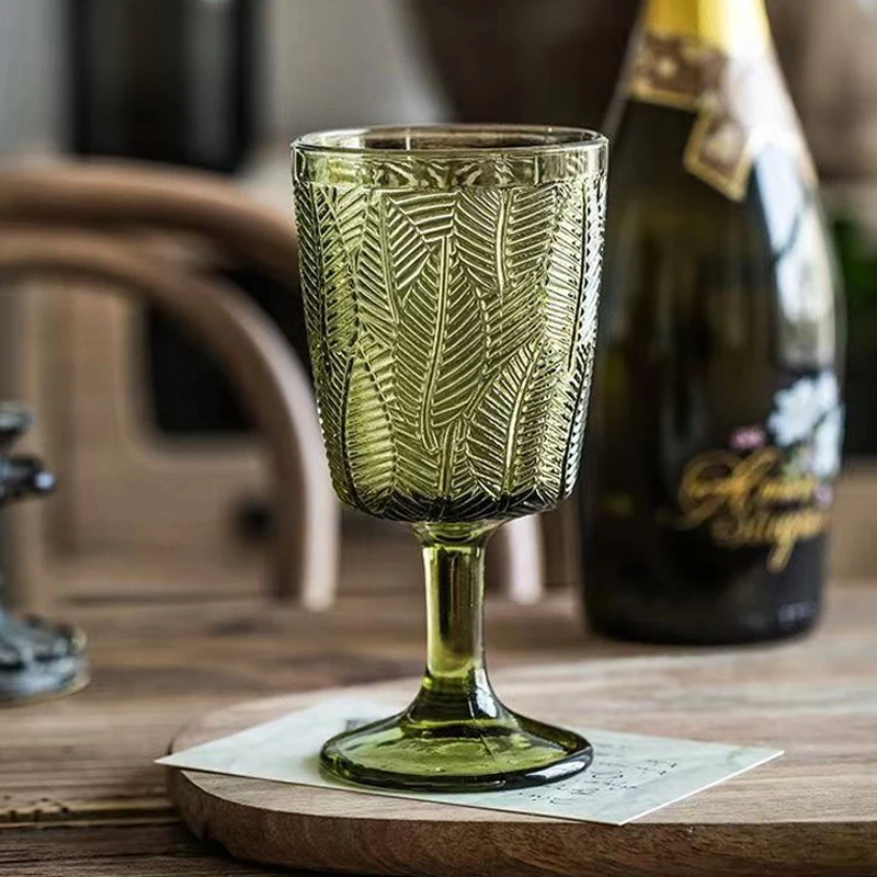 300ML Green Vintage Glass Goblet Wine Glasses Stemmed Glass Cup Wine Goblet Leaf Pattern Embossed Glassware for Wedding Party