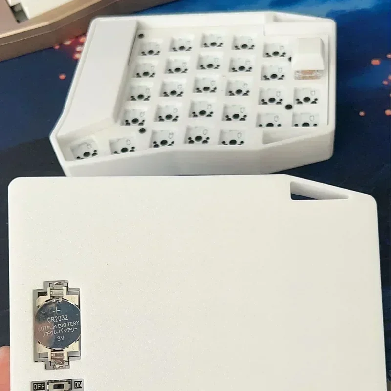 MiFuny K:02 مجموعة لوحة المفاتيح الميكانيكية المقسمة المخصصة اللاسلكية أحادية الوضع 2.4g عبر مفتاح التغيير 1U أغطية المفاتيح 8th متاحة لمفتاح MX