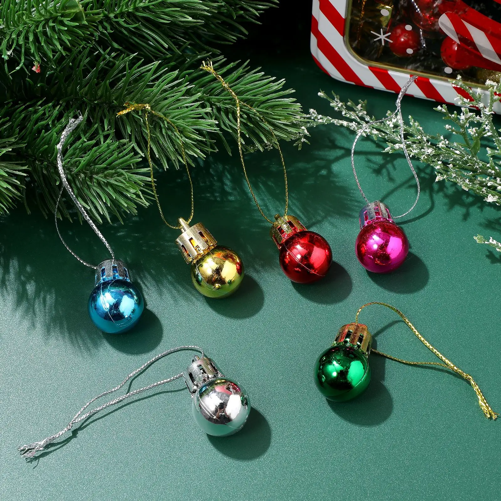 

24pcs 2CM Christmas Ball Miniature Ornament Shatterproof Hanging Ball Exquisite Decor Pendant for Christmas Tree Wedding Decor