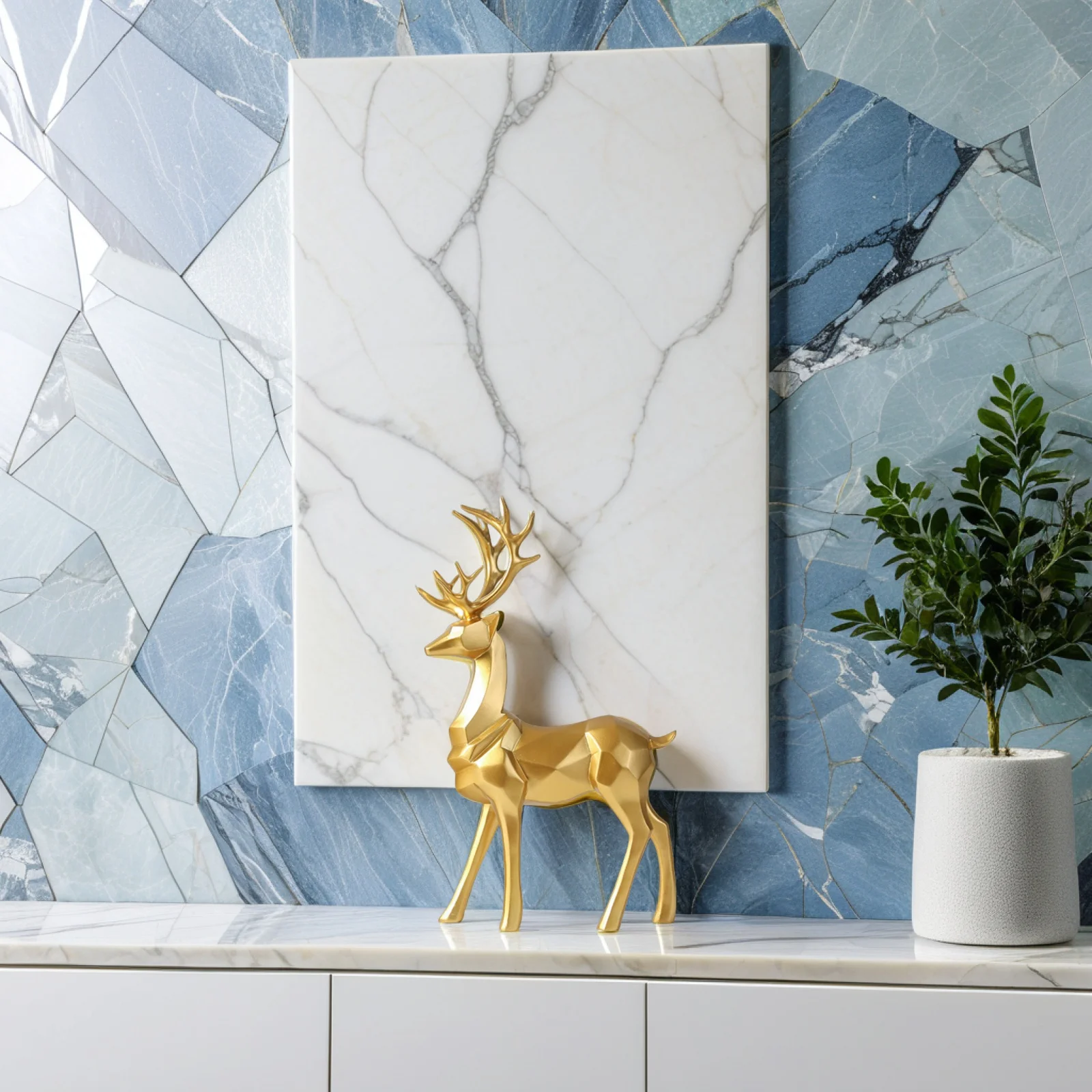 

2Pcs Resin Deer Decorations Unique Charming Eyecatching Collectable Office Living Room Study Artistic Atmosphere Creative Design