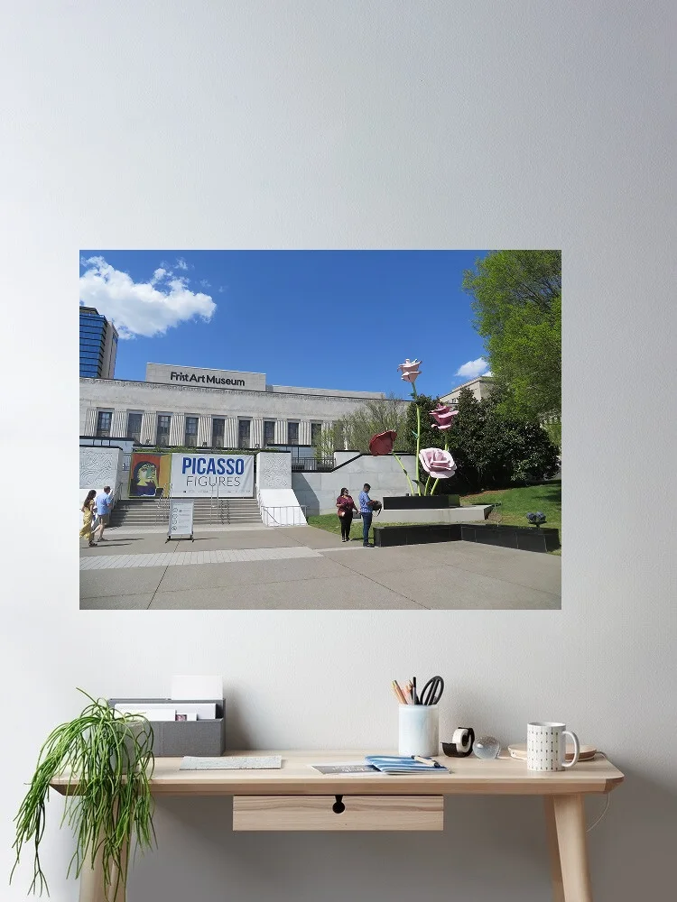 At the back of the Frist Art Museum/Photo by Patricia Leslie, Art Print Canvas Poster, Living Room Decor, Home Wall Picture