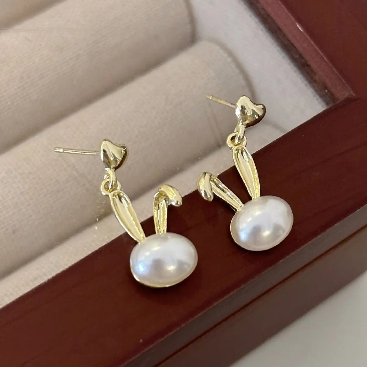 Girls Cute Animal Rabbit Head Earrings New Fashion Imitation Pearl Drop Earrings for Women Party Gift Korean Ear Jewelry