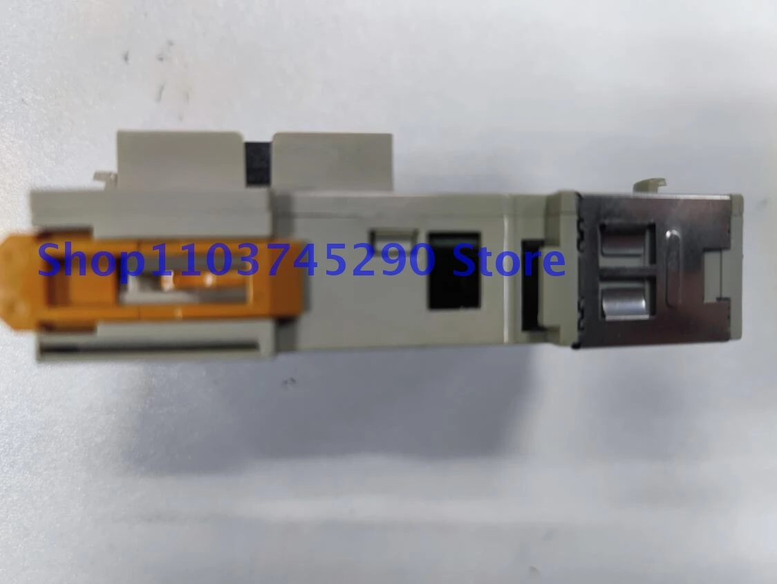 1PCS New PLC Input Unit CJ1W-OD231 New In Box CJ1WOD231 CJ1W OD231