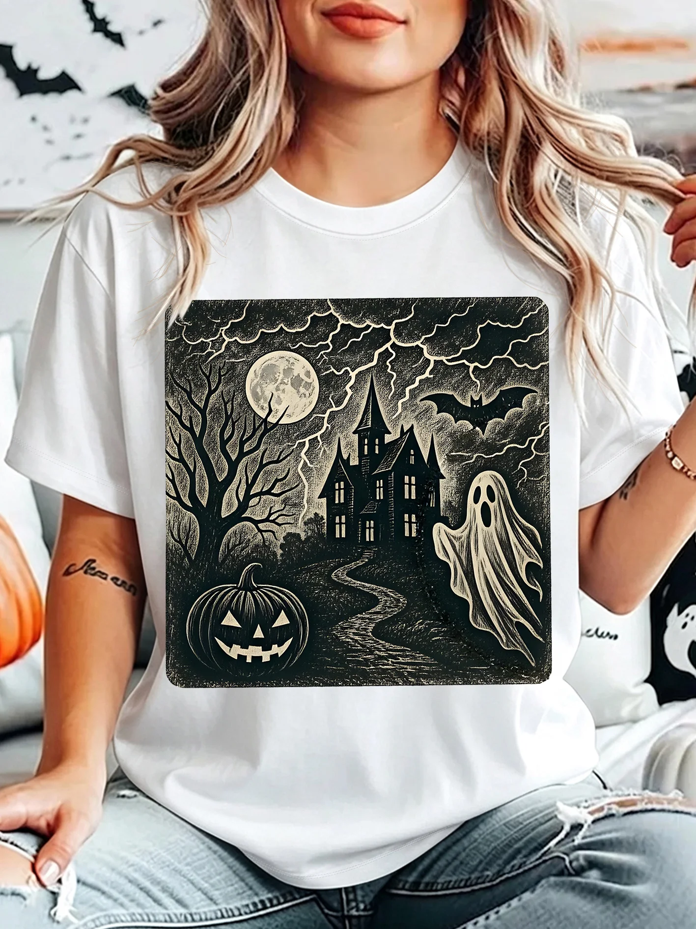Gothic Haunted House Ghost Pumpkin Womens Crew Neck Short Sleeve T Shirt Full Moon Bat Spooky Casual Graphic Tees For Ladies