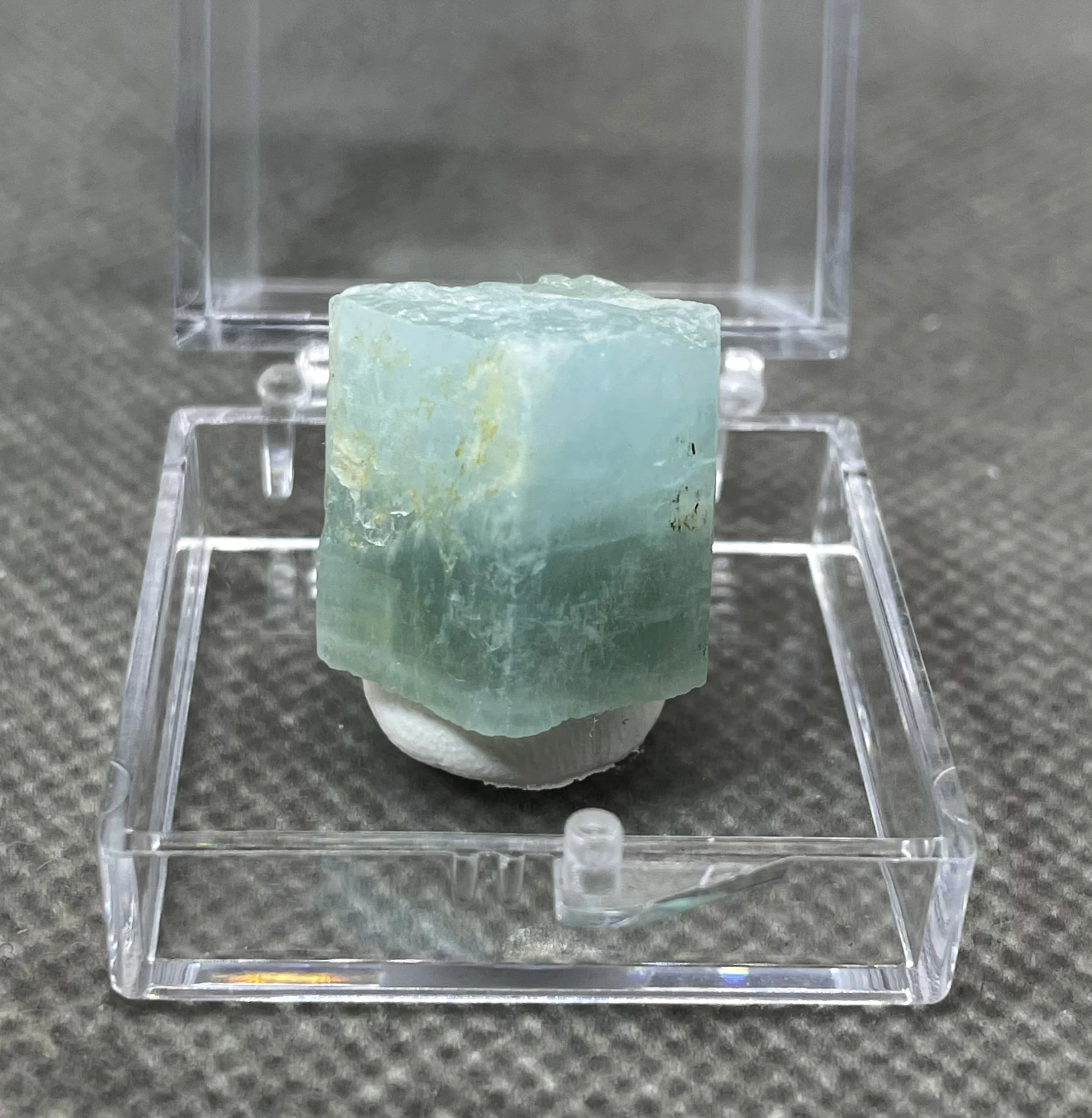 

NEW! 100% Rare Natural Aquamarine Mineral specimen stones and crystals healing crystals quartz gemstones (box size 3.4cm)