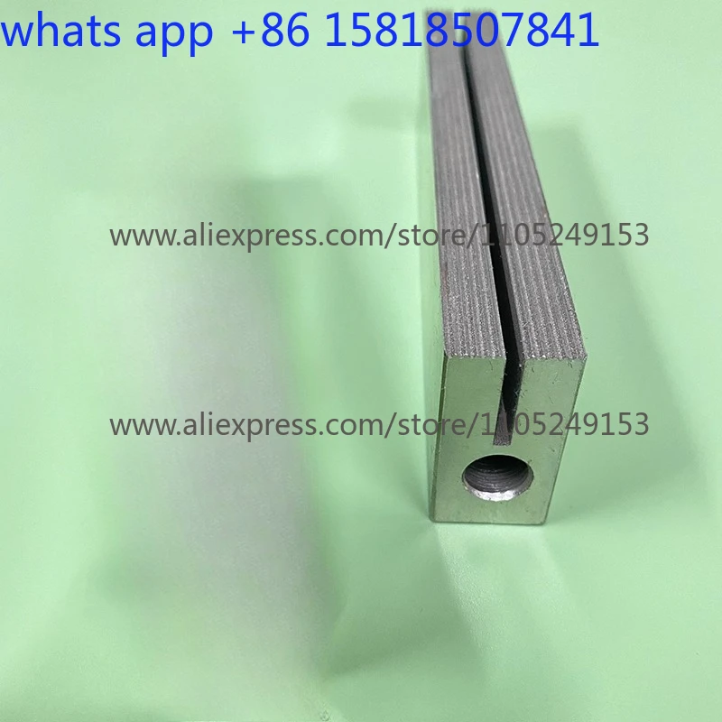 

Vertical packaging machine accessories mold horizontal sealing mold sealing knife seat straight grain reticulate