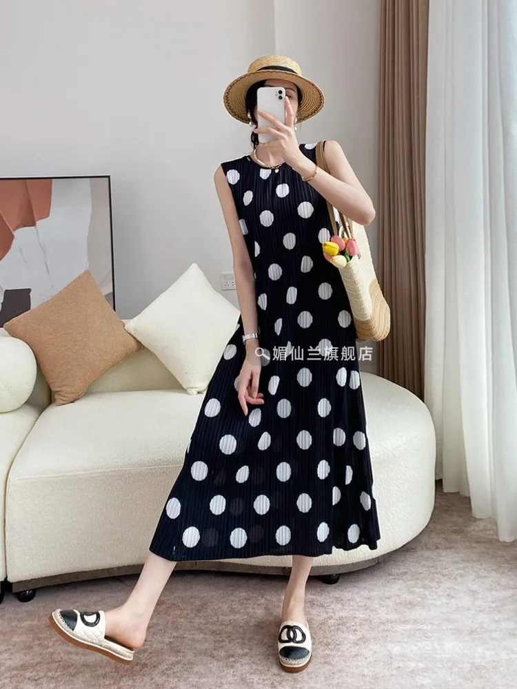 Fold Pleated Miyake Polka Dot Women's Dresses Women 2025 Summer New French Loose Plus Size Slim Skirt Pleated Long Skirt