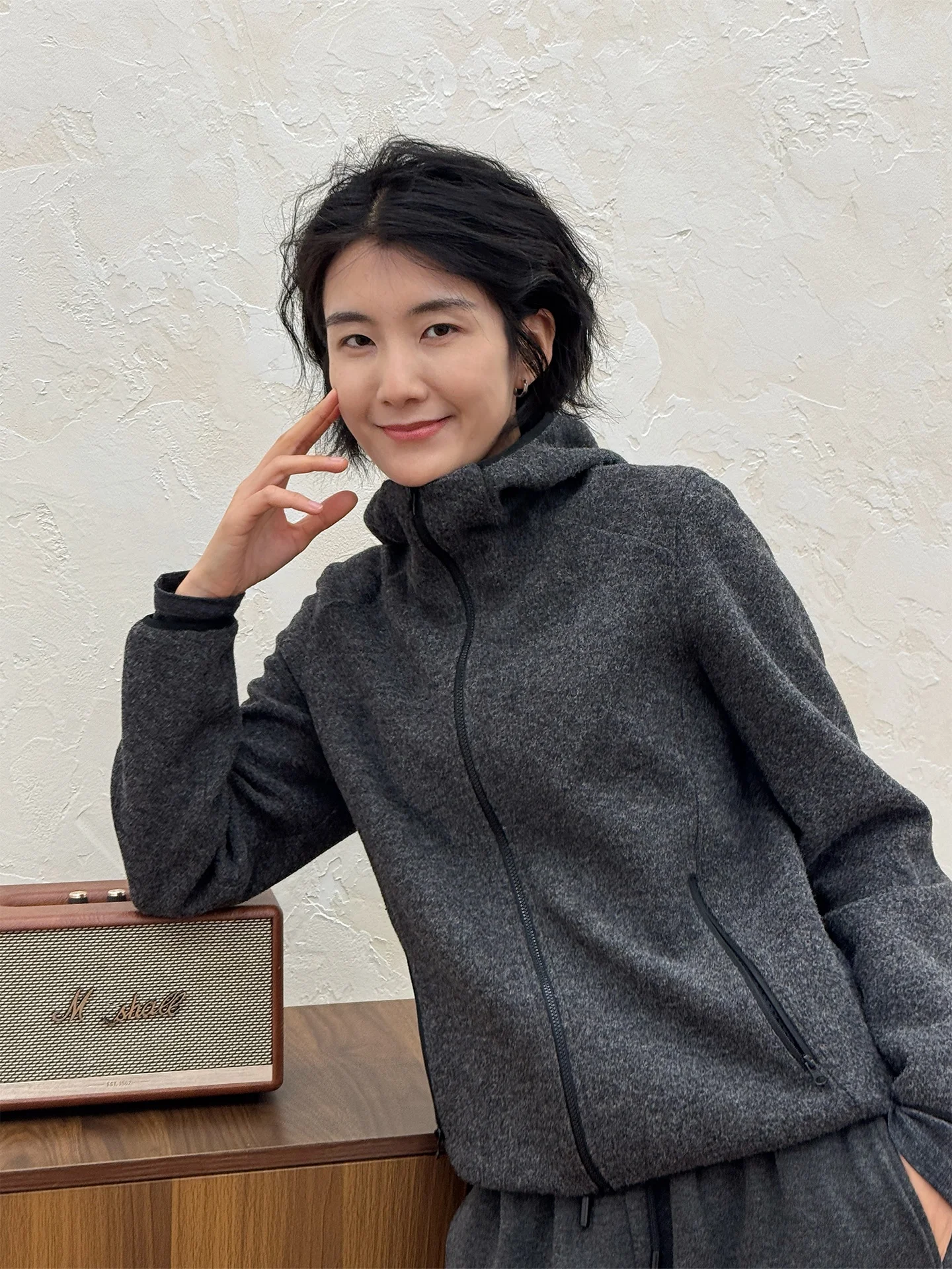 

Женский свободный свитер-кардиган Langqing из шерсти, повседневный топ с капюшоном, открытый кардиган, весна 2026, матовый, прямой крой...