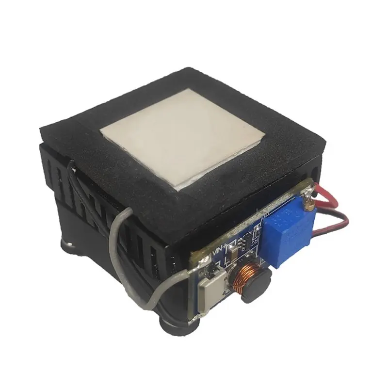 AT82-SR-01 5V Semiconductor Refrigeration Chip 40X40mm Peltier Module Thermoelectric Cooler DIY Mini Fridge Cooling
