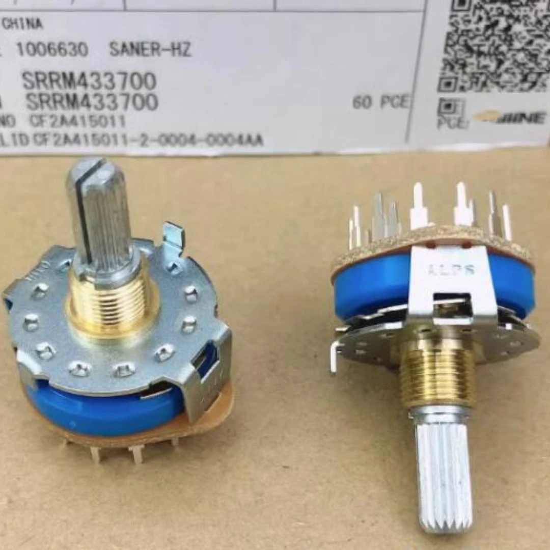 

10pcs/LOT Borne Power Amplifier Signal Switch 4 Knife Band 3 Torsion SRRM433700 Under 2