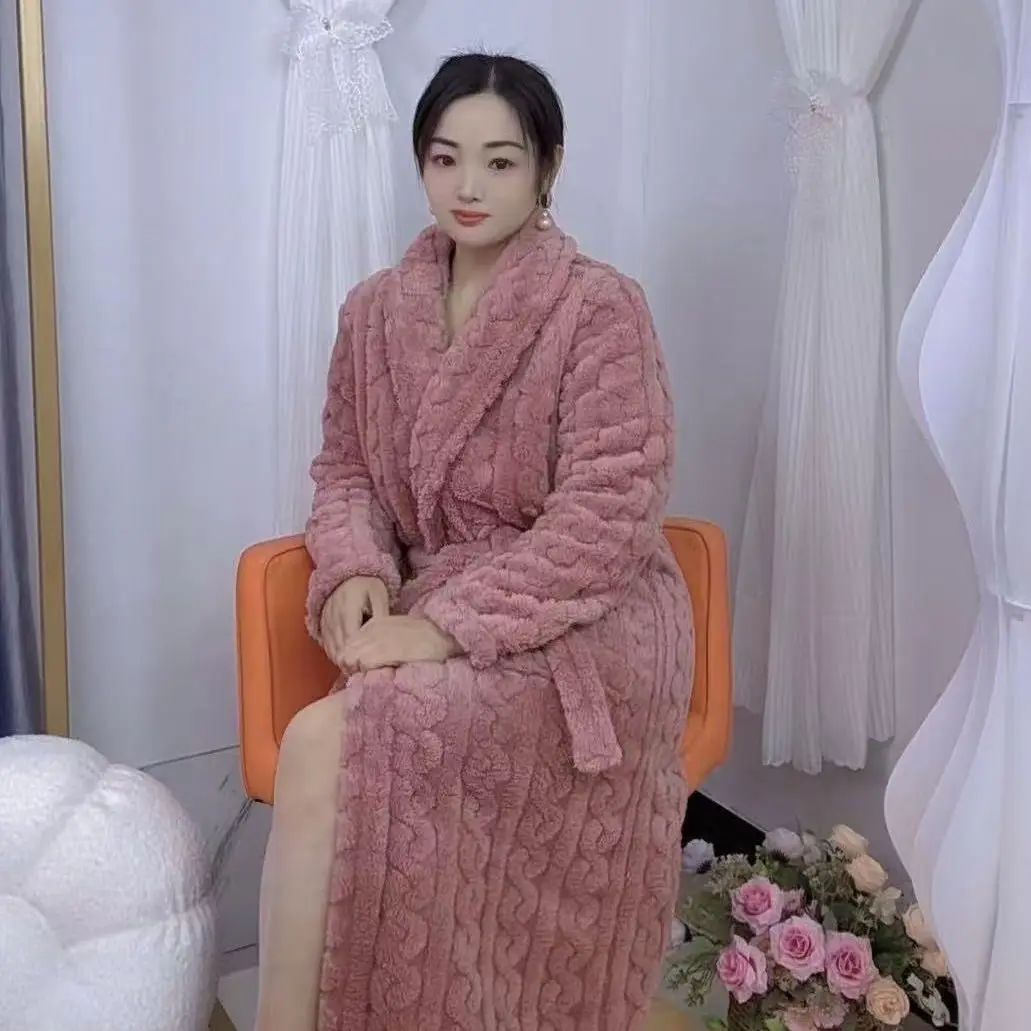 Bathrobes Piled Thickened Without Hair Loss Long Light Luxury Lnternet Celebrities Popular. Winter Nightgowns Long Bath Towels