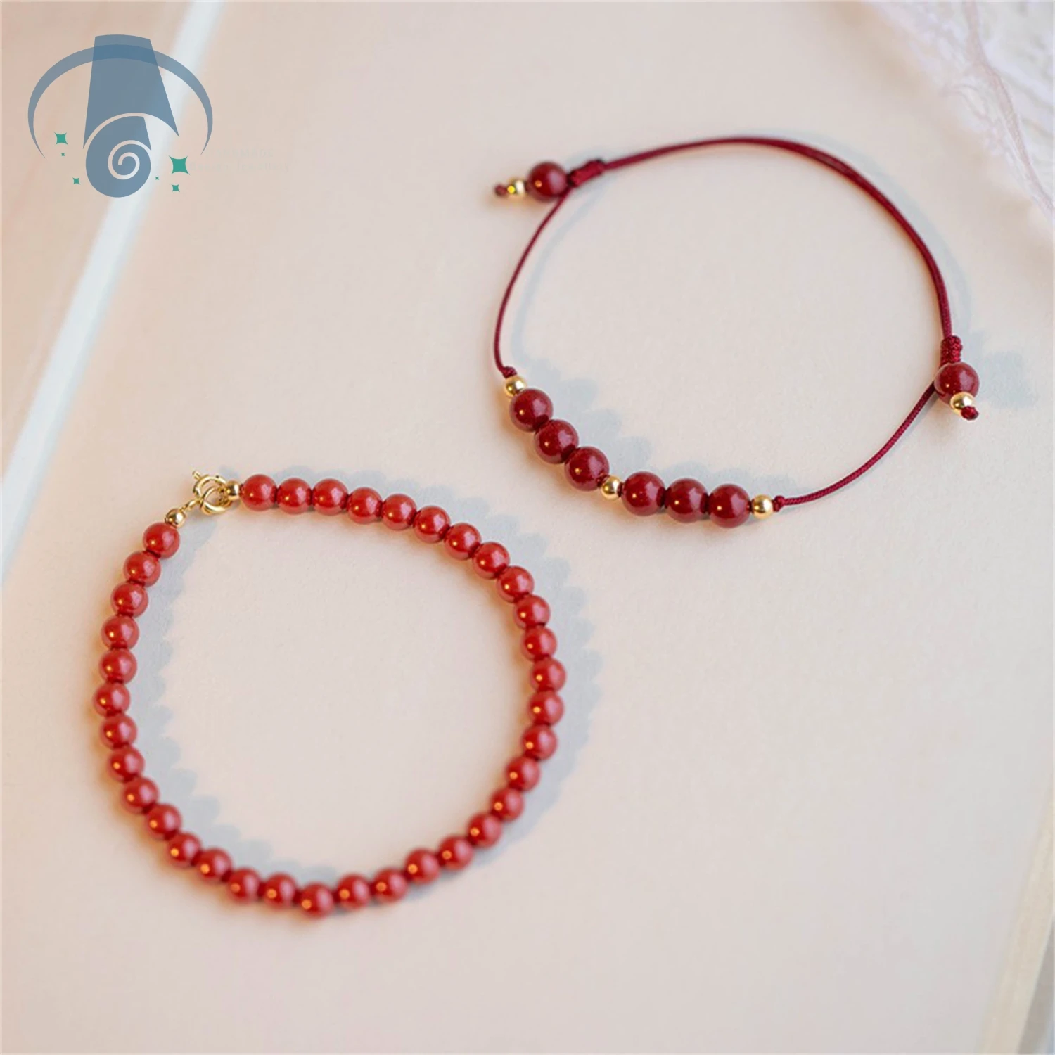 

Штабелируемый изящный браслет, черный обсидиан с золотыми бусинами, регулируемые счастливые украшения для женщин, минималистичный элегантный подарок