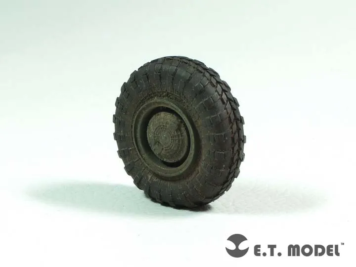 

ET Model ER35-058 Russian BTR-80 APC Weighted Road Wheels (Narrow) For TRUMPETER Kit