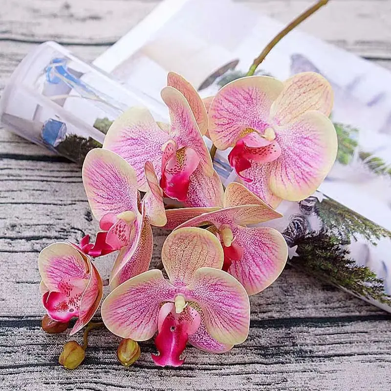

3D Customized Artificial Flowers Plastic Butterfly Orchid Home Vases Party Decor Wedding Outdoor Garden Bride Bouquets DIY Gift