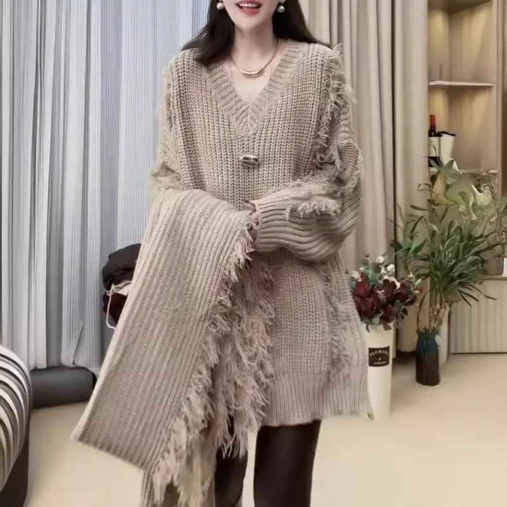 

Women's Heavy Knit Tassel Scarf V-Tie Two-Piece Sweater Set Autumn Winter Lazy Style Slit Top European Fashion