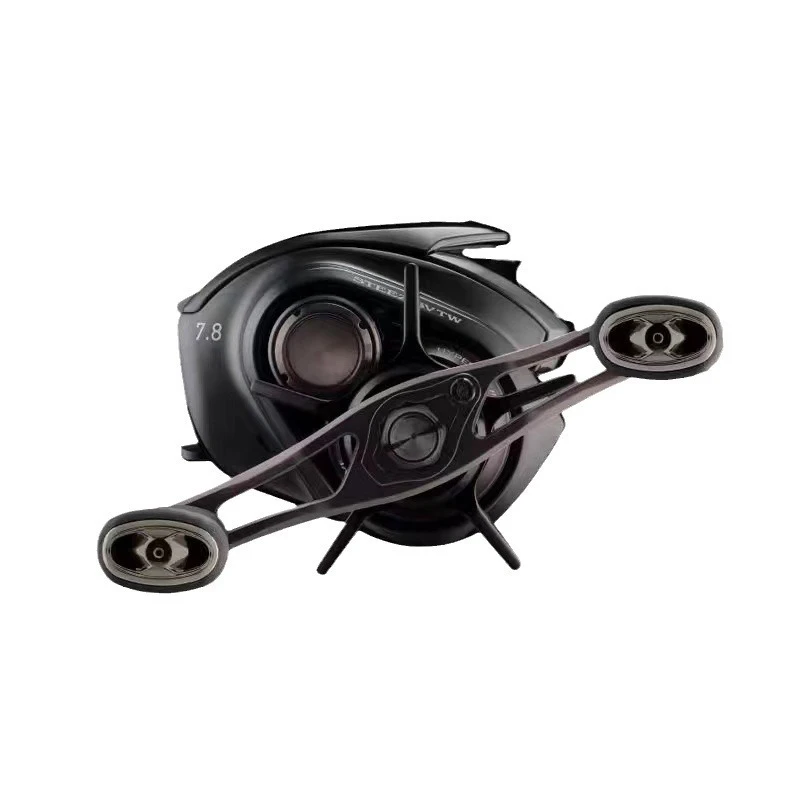 Четвертое покачивание универсального колеса с каплями воды быстрее, чем правого типа.