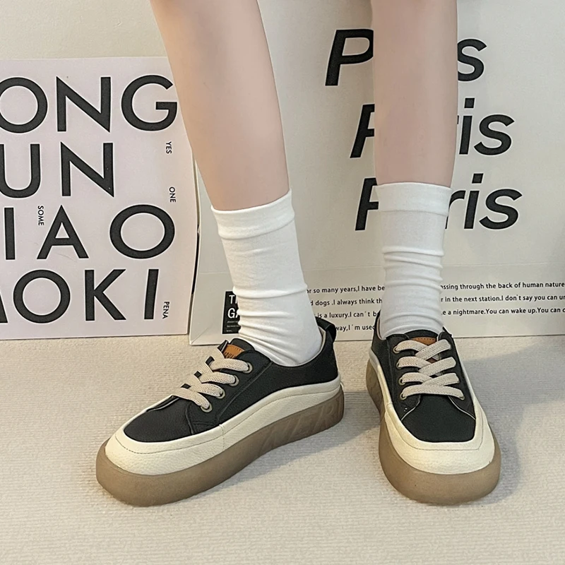 Women Casual Sneakers Platform Flat Bottom All-Match Spring  Autumn New Round Toe Lace Up Ladies Tennis Shoes Black Board Shoes