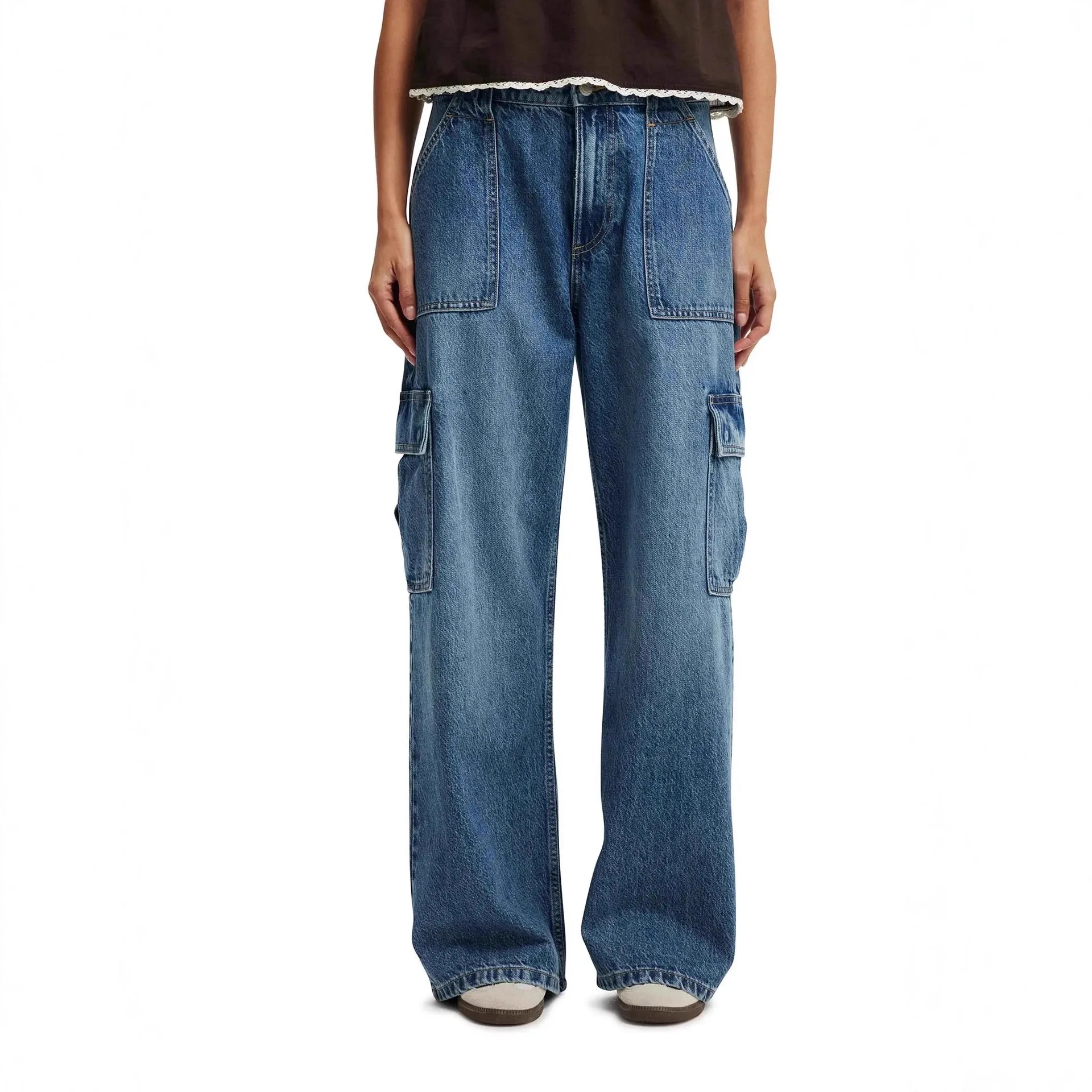 

НОВИНКА 2026. Женские потертые джинсы-карго. Прямые широкие брюки. Брюки с большими карманами.