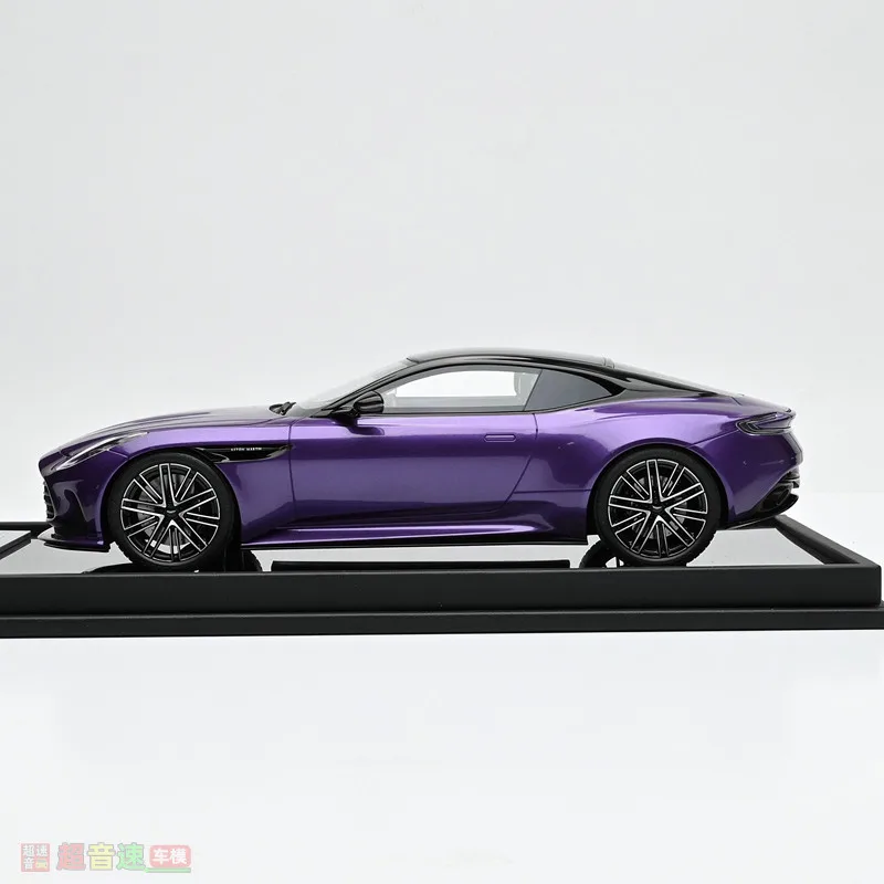 MotorHelix MH 1:18 Scale DB12 Coupe Resin Car Model