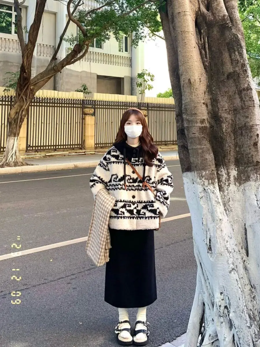 

Женская куртка из овечьей шерсти, теплая флисовая куртка для женщин, нейтральная модель для начинающих.