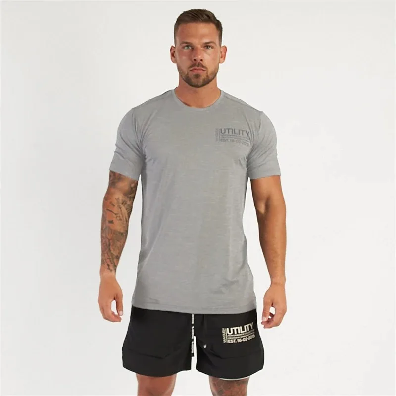 Summer New Sports Fitness Men\'s T-shirt joggers Gym Running Training Clothes Cotton round neck slim fitting elastic short sleeve