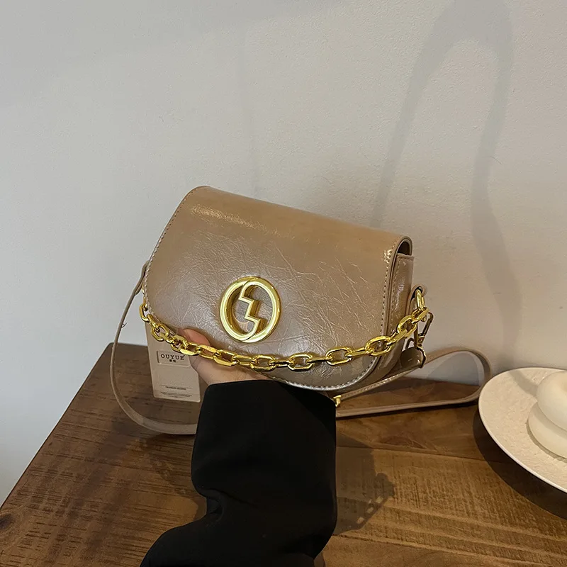 Bolso de hombro Viral Saddle: elegante bolso cruzado con asa superior, bolso de cuero imprescindible para invierno para mujer, elegante y práctico