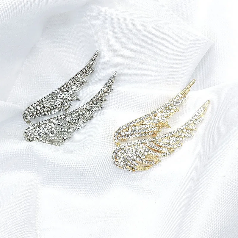 High-end niche brooches, unique and fashionable feather brooches, versatile silk scarf pins and exquisite accessories