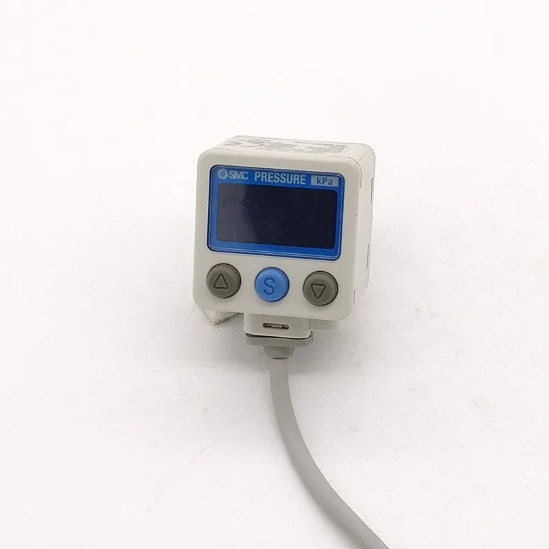 Authentic SMC 2 color display digital pressure switch mixed type pressure sensor ZSE80F-02-R-M