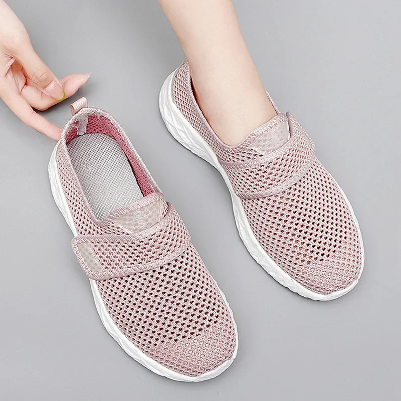 2023 Lightweight Casual Shoes Soft Sole Women Shoes Sneakers Mesh Breathable Slip-On Loafers Big Size 35-42