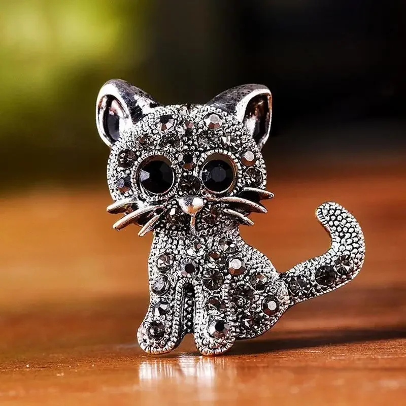 Cute Little Cat Brooches Pin Up Jewelry For Women Suit Hats Clips Antique Silver Jewelry Suitable Household Decor Cats Crafts