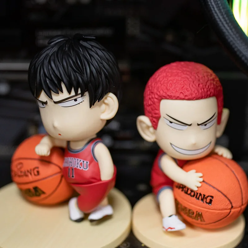 Slam Dunk Q version, ball holding Sakuragi, ball leaning Kaede Rukawa, car figure, chassis model ornaments,For Children's Gifts